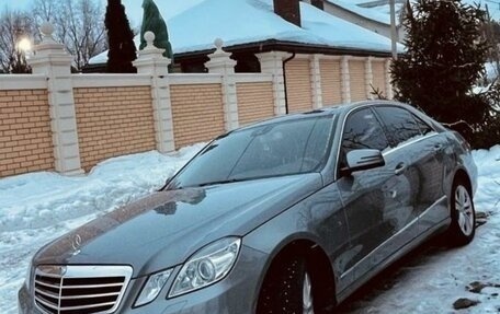 Mercedes-Benz E-Класс, 2009 год, 1 250 000 рублей, 2 фотография