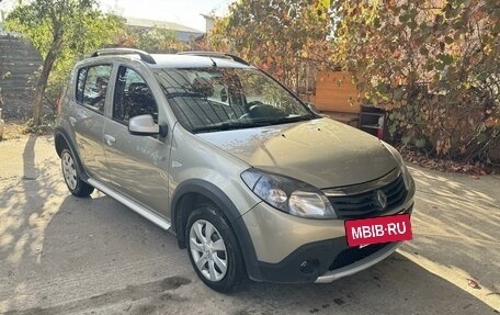 Renault Sandero I, 2014 год, 735 000 рублей, 3 фотография