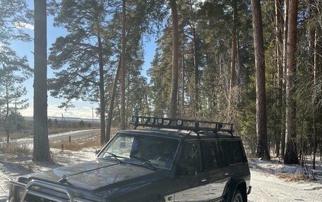 Nissan Patrol, 1992 год, 2 100 000 рублей, 2 фотография