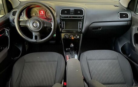 Volkswagen Polo VI (EU Market), 2012 год, 680 000 рублей, 13 фотография