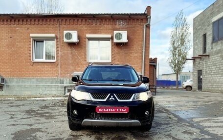 Mitsubishi Outlander III рестайлинг 3, 2008 год, 960 000 рублей, 1 фотография