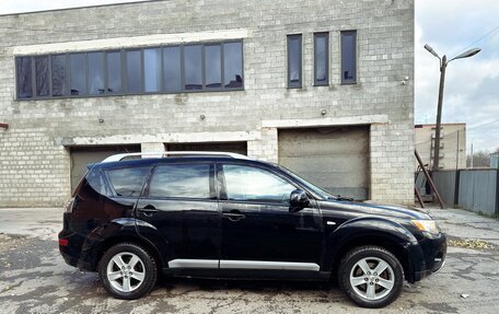 Mitsubishi Outlander III рестайлинг 3, 2008 год, 960 000 рублей, 7 фотография