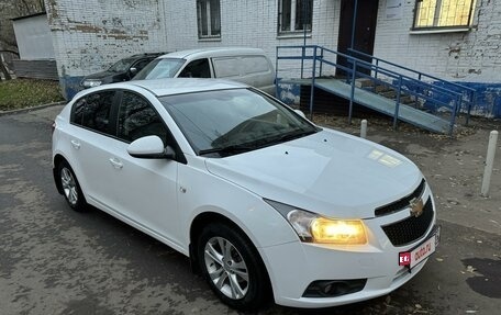 Chevrolet Cruze II, 2012 год, 785 000 рублей, 3 фотография