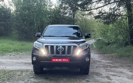 Toyota Land Cruiser Prado 150 рестайлинг 2, 2014 год, 3 700 000 рублей, 1 фотография