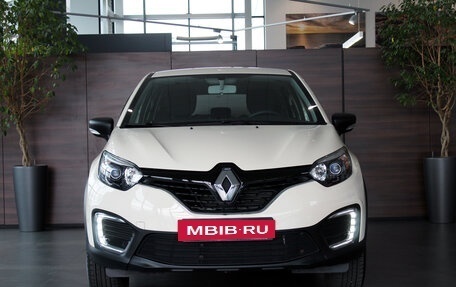 Renault Kaptur I рестайлинг, 2019 год, 1 890 000 рублей, 5 фотография