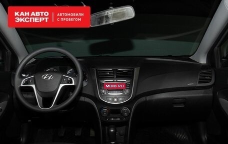 Hyundai Solaris II рестайлинг, 2016 год, 1 112 000 рублей, 7 фотография