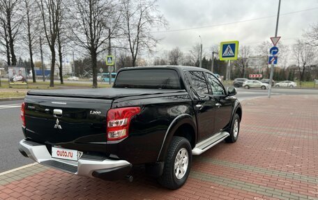 Mitsubishi L200 IV рестайлинг, 2017 год, 2 199 000 рублей, 4 фотография