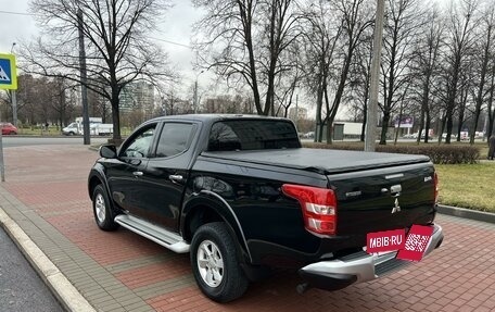 Mitsubishi L200 IV рестайлинг, 2017 год, 2 199 000 рублей, 3 фотография