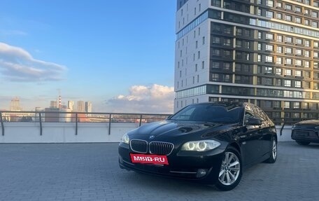 BMW 5 серия, 2012 год, 1 900 000 рублей, 2 фотография