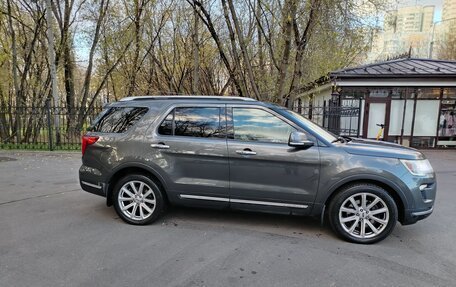 Ford Explorer VI, 2018 год, 2 900 000 рублей, 3 фотография