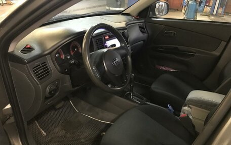 KIA Rio II, 2011 год, 650 000 рублей, 10 фотография