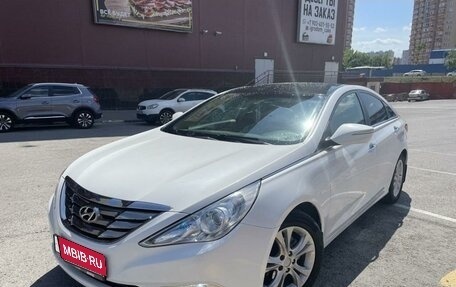 Hyundai Sonata VI, 2012 год, 1 650 000 рублей, 1 фотография