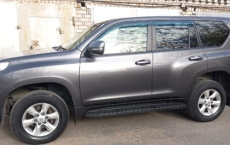 Toyota Land Cruiser Prado 150 рестайлинг 2, 2012 год, 2 900 000 рублей, 3 фотография