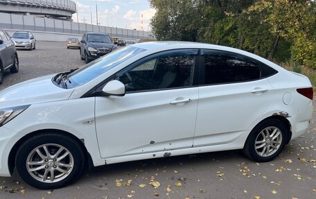 Hyundai Solaris II рестайлинг, 2012 год, 770 000 рублей, 4 фотография