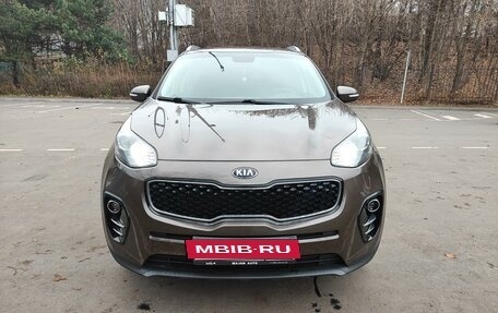 KIA Sportage IV рестайлинг, 2018 год, 2 390 000 рублей, 3 фотография