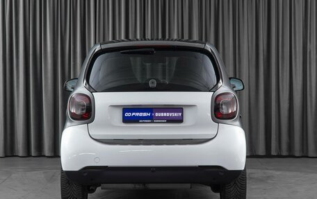 Smart Fortwo III, 2018 год, 1 219 000 рублей, 4 фотография