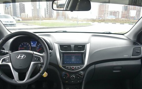 Hyundai Solaris II рестайлинг, 2013 год, 812 000 рублей, 7 фотография