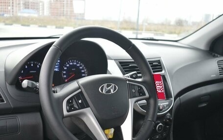 Hyundai Solaris II рестайлинг, 2013 год, 812 000 рублей, 6 фотография