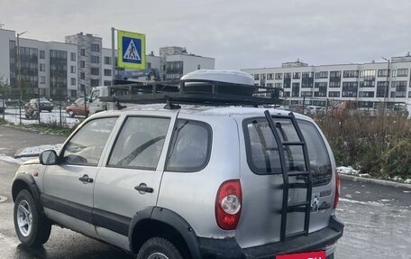 Chevrolet Niva I рестайлинг, 2004 год, 290 000 рублей, 6 фотография