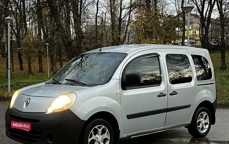 Renault Kangoo II рестайлинг, 2009 год, 650 000 рублей, 1 фотография