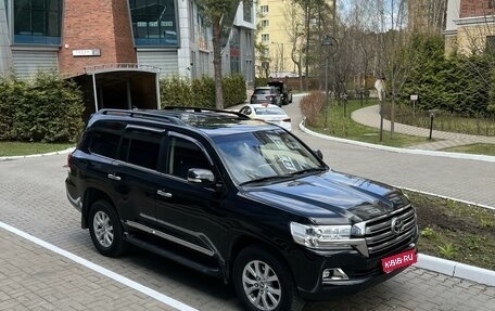 Toyota Land Cruiser 200, 2015 год, 5 850 000 рублей, 1 фотография