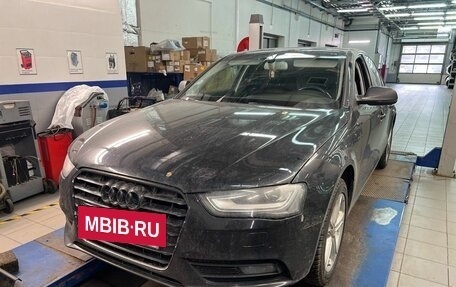 Audi A4, 2013 год, 1 197 000 рублей, 2 фотография