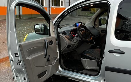 Renault Kangoo II рестайлинг, 2009 год, 650 000 рублей, 15 фотография