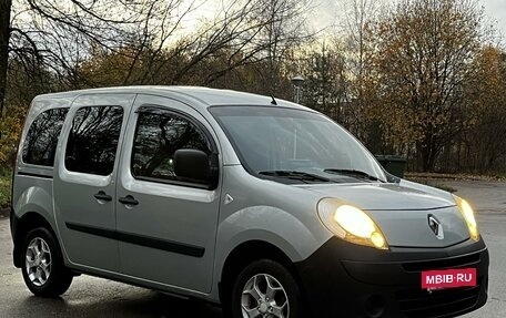 Renault Kangoo II рестайлинг, 2009 год, 650 000 рублей, 9 фотография