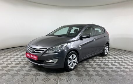 Hyundai Solaris II рестайлинг, 2015 год, 990 000 рублей, 1 фотография