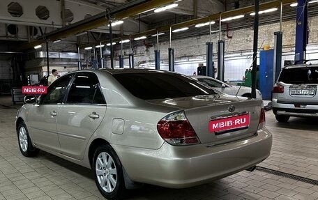 Toyota Camry V40, 2005 год, 987 000 рублей, 2 фотография