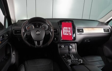 Volkswagen Touareg III, 2014 год, 3 399 000 рублей, 6 фотография