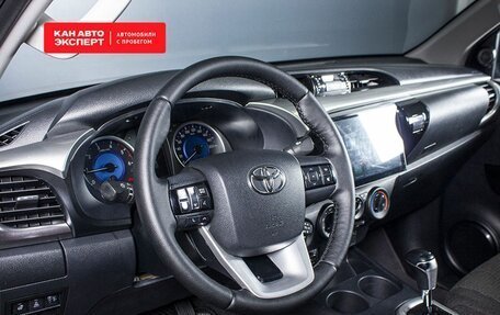 Toyota Hilux VIII, 2019 год, 4 218 200 рублей, 4 фотография