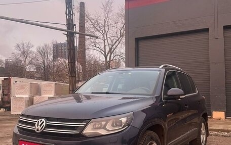 Volkswagen Tiguan I, 2013 год, 1 500 000 рублей, 2 фотография