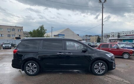 KIA Carnival III, 2018 год, 3 550 000 рублей, 5 фотография