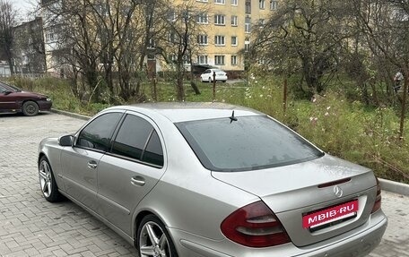 Mercedes-Benz E-Класс, 2004 год, 800 000 рублей, 5 фотография