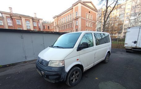 Volkswagen Transporter T5 рестайлинг, 2005 год, 1 099 000 рублей, 2 фотография