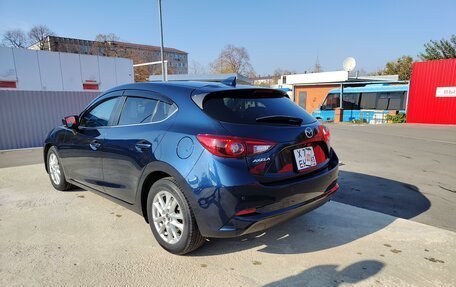 Mazda Axela, 2017 год, 1 950 000 рублей, 4 фотография