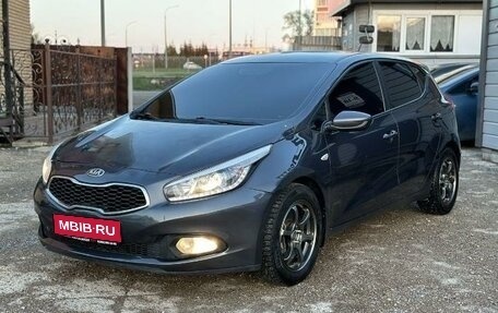 KIA cee'd III, 2013 год, 950 000 рублей, 1 фотография