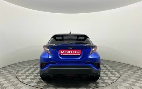 Toyota C-HR I рестайлинг, 2018 год, 2 379 000 рублей, 6 фотография