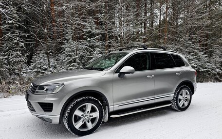 Volkswagen Touareg III, 2015 год, 3 300 000 рублей, 1 фотография