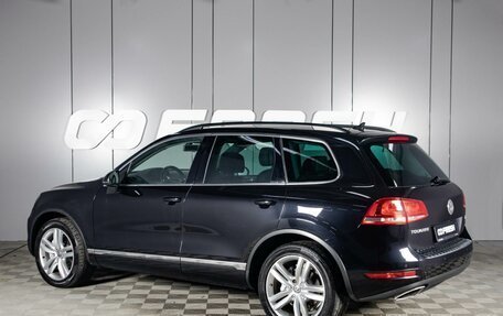 Volkswagen Touareg III, 2011 год, 2 319 000 рублей, 2 фотография