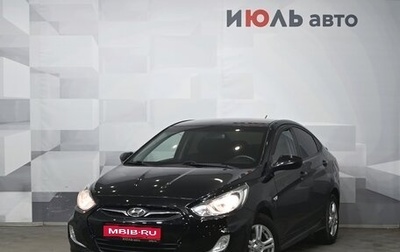 Hyundai Solaris II рестайлинг, 2012 год, 900 000 рублей, 1 фотография