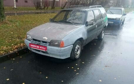 Opel Kadett E рестайлинг, 1985 год, 70 000 рублей, 3 фотография