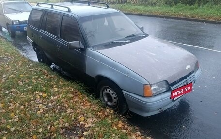 Opel Kadett E рестайлинг, 1985 год, 70 000 рублей, 2 фотография