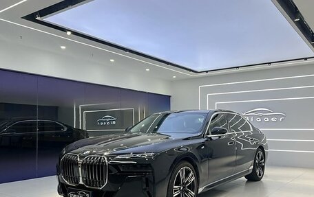 BMW 7 серия, 2023 год, 14 890 000 рублей, 2 фотография