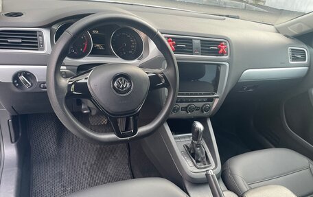 Volkswagen Jetta VI, 2017 год, 1 750 000 рублей, 10 фотография