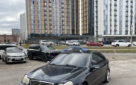 Mercedes-Benz C-Класс, 2003 год, 649 000 рублей, 31 фотография