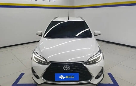 Toyota Yaris XP150 рестайлинг, 2021 год, 1 199 999 рублей, 2 фотография