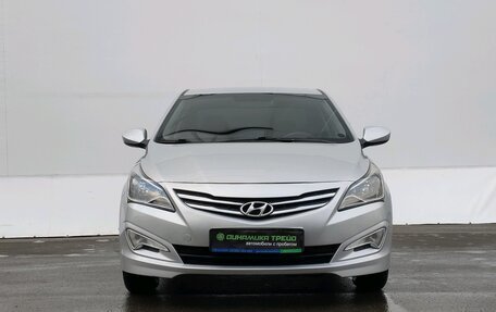 Hyundai Solaris II рестайлинг, 2015 год, 840 000 рублей, 2 фотография