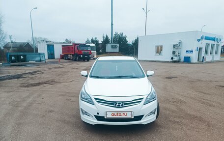 Hyundai Solaris II рестайлинг, 2015 год, 850 000 рублей, 6 фотография